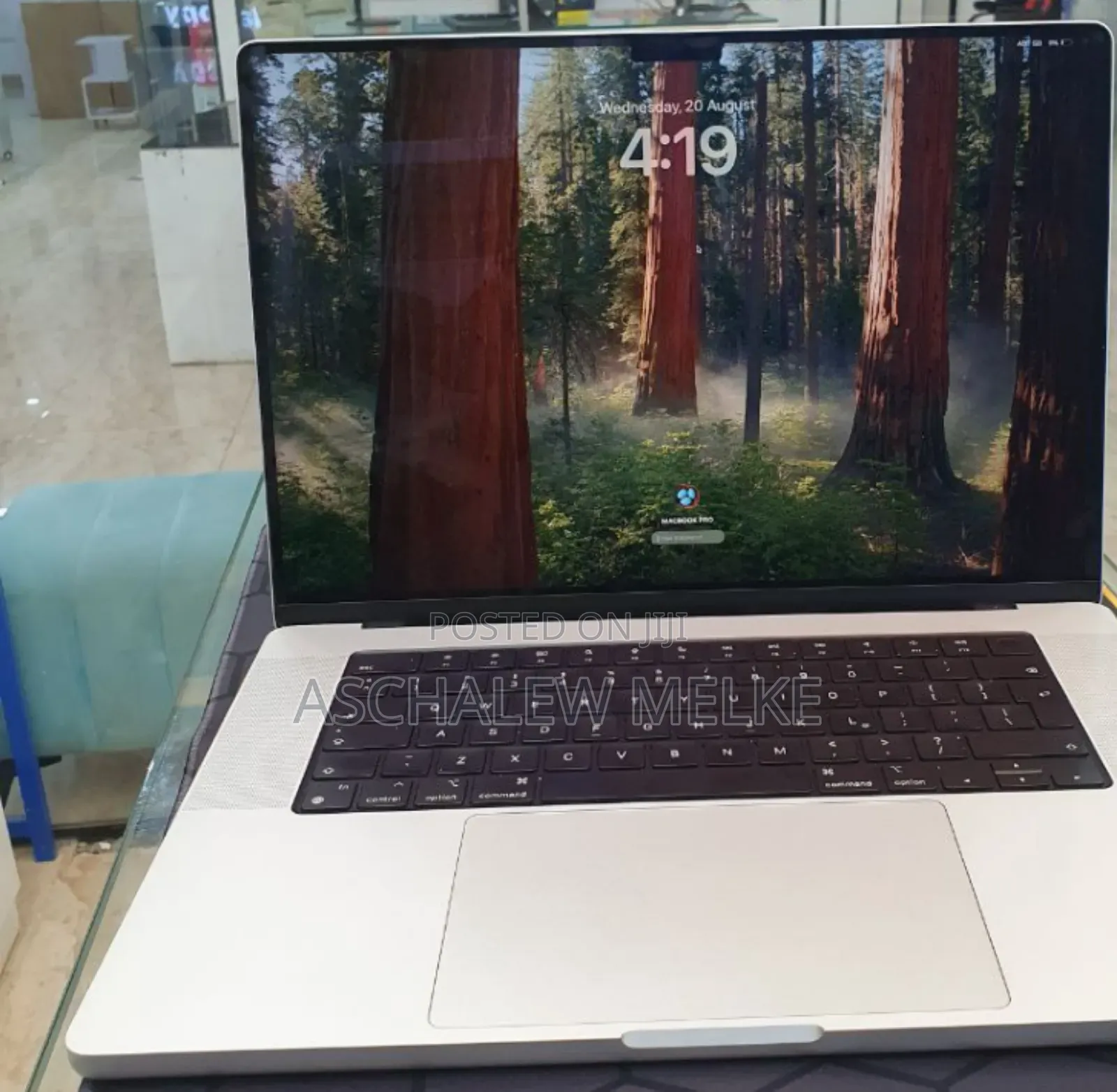 New Laptop Apple MacBook Pro 2021 M1 32GB AMD Ryzen 7 SSD 512GB