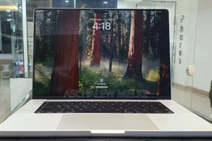 New Laptop Apple MacBook Pro 2021 M1 32GB AMD Ryzen 7 SSD 512GB