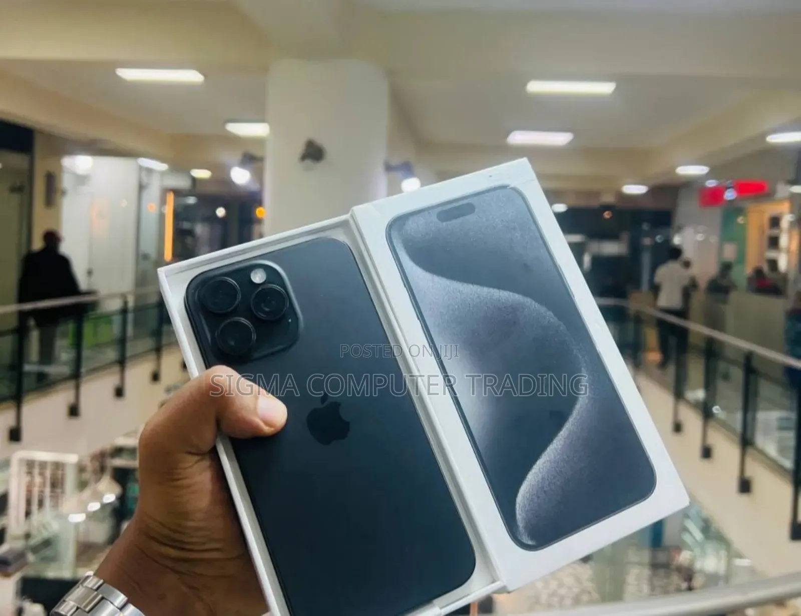 New Apple iPhone 15 Pro Max 1 TB Black