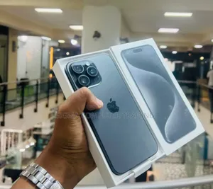 New Apple iPhone 15 Pro Max 1 TB Black