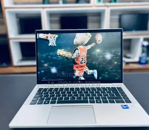 New Laptop HP EliteBook 840 G8 16GB Intel Core I7 SSD 512GB