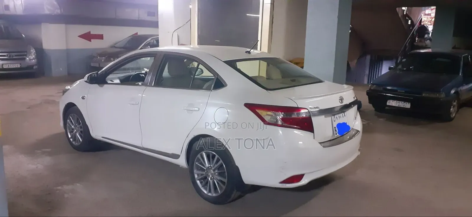 Toyota Yaris 2015 Off white