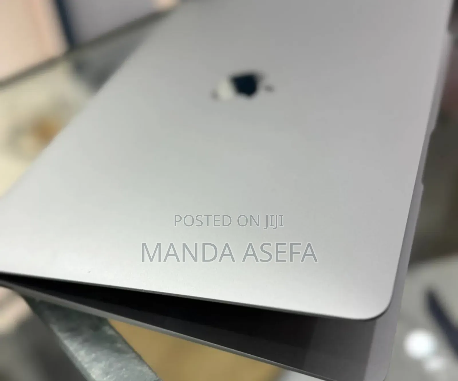 New Laptop Apple MacBook Pro M1 8GB Apple M1 SSD 256GB