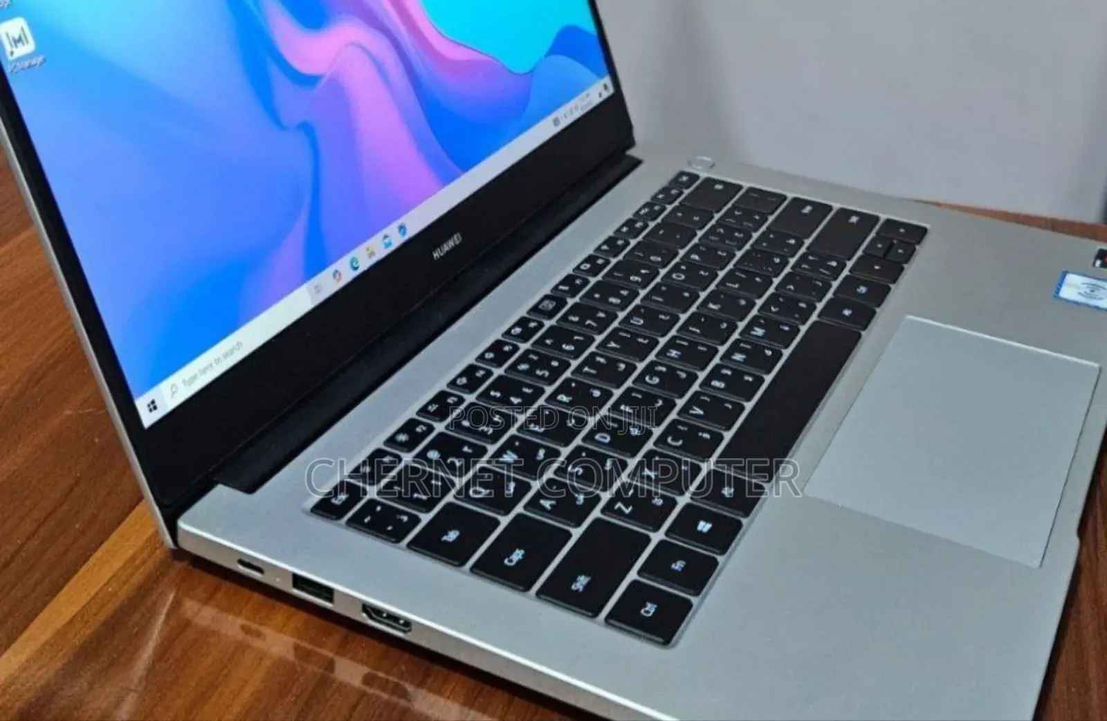 New Laptop Huawei MateBook 13 WRT-W19E 8GB Intel Core I5 SSD 512GB