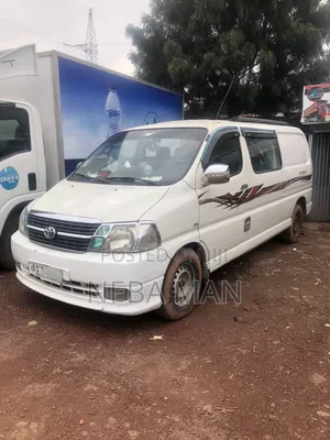 Photo - Toyota HiAce 2011 White