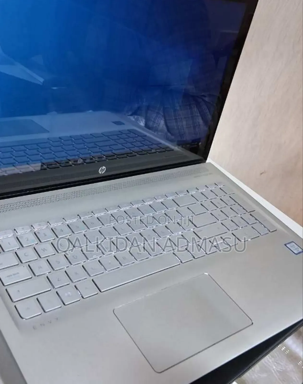 New Laptop HP Envy X2 8GB Intel Core I5 SSD 1T