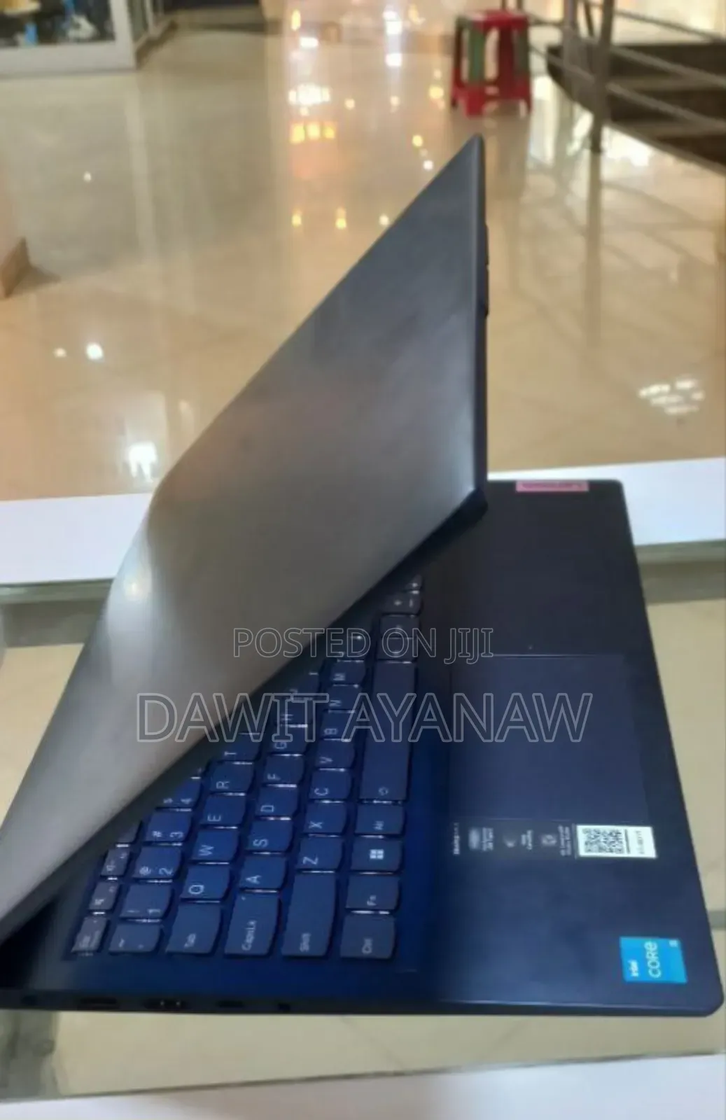 New Laptop Lenovo 8GB Intel Core I3 SSD 256GB