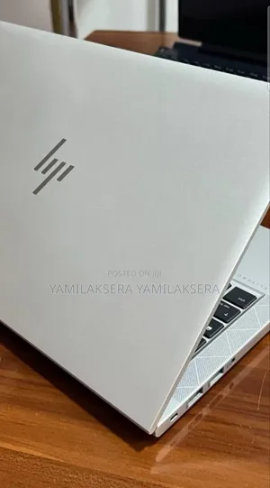 New Laptop HP EliteBook 835 G7 16GB AMD Ryzen 5 SSD 512GB