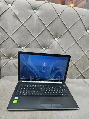 New Laptop HP Stream Notebook 8GB Intel Core I7 SSD 1T