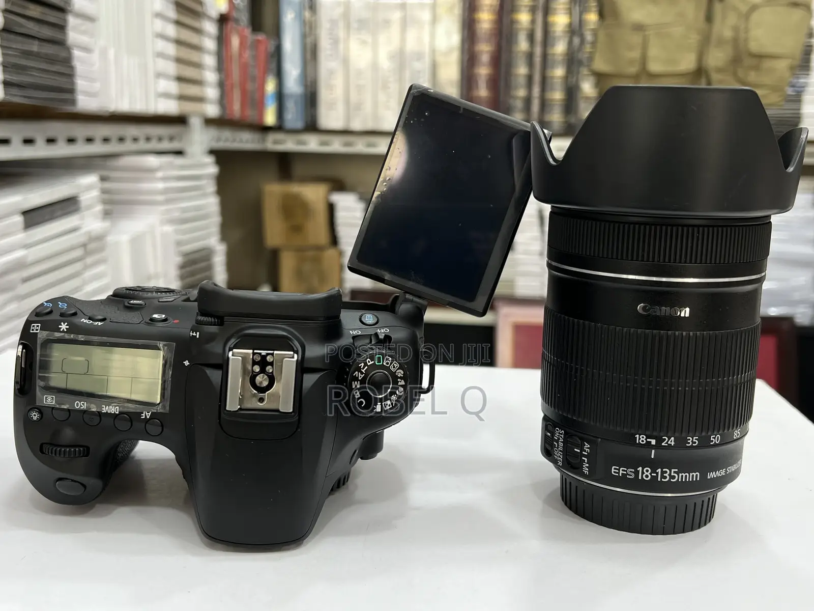 Canon 60d With Zoom18-135mm