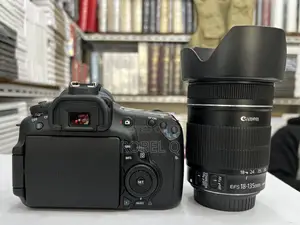 Canon 60d With Zoom18-135mm