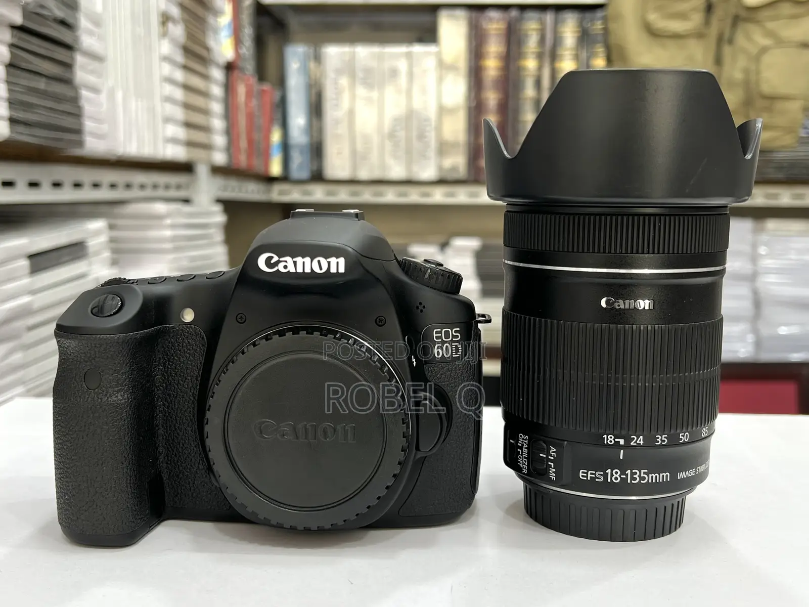 Canon 60d With Zoom18-135mm