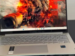 New Laptop Lenovo Yoga 7i 16GB Intel Core I7 SSD 512GB