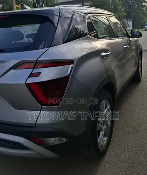 Hyundai Creta 2022 Silver