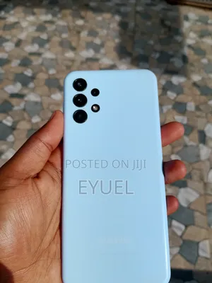 Photo - Samsung Galaxy A13 (SM-A137) 128 GB Blue