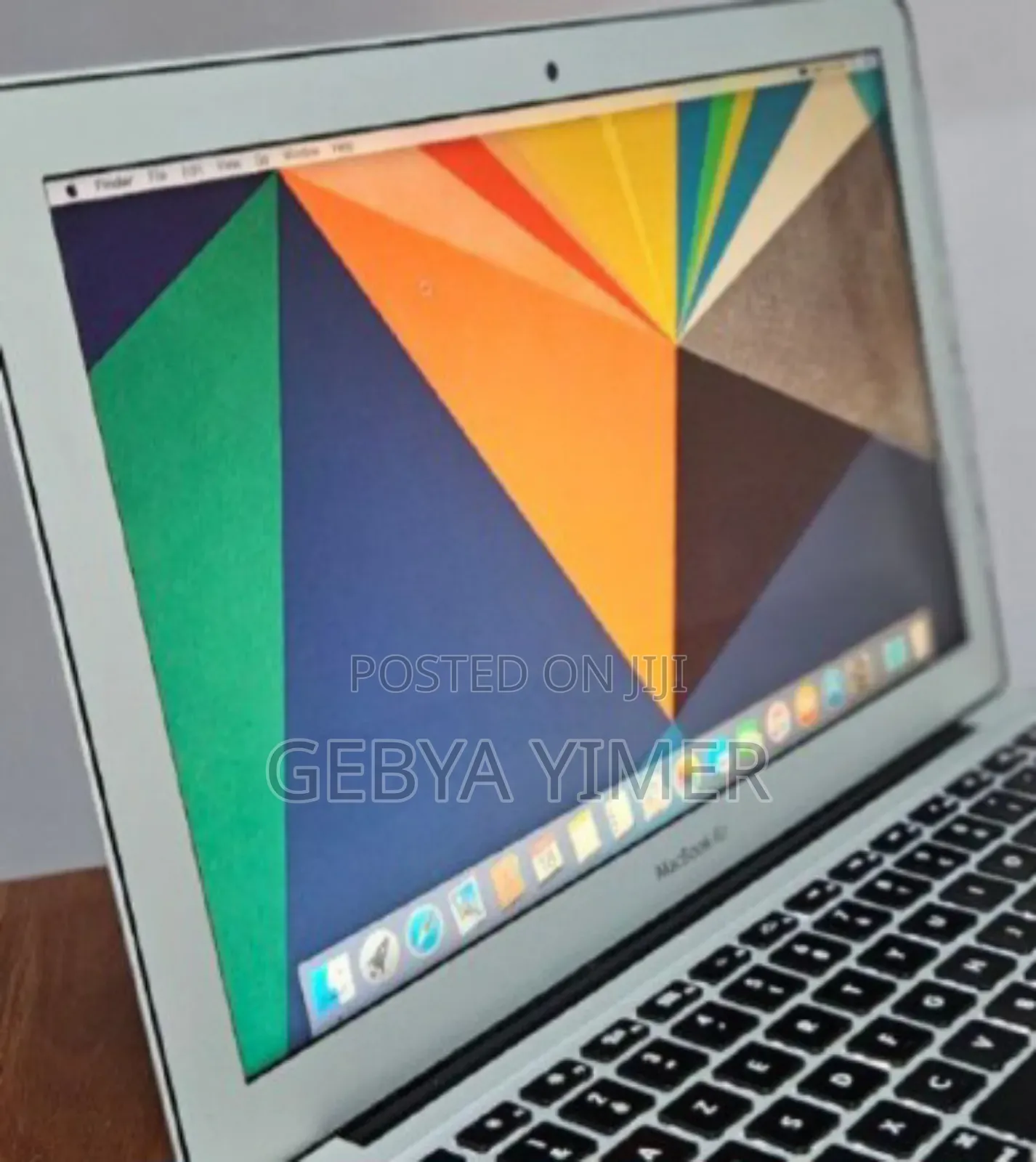 New Laptop Apple MacBook Air 2015 8GB Intel Core I5 SSD 256GB