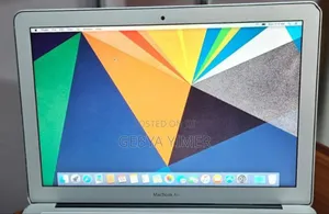 New Laptop Apple MacBook Air 2015 8GB Intel Core I5 SSD 256GB