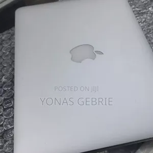 New Laptop Apple MacBook 4GB Intel Core I5 SSD 128GB