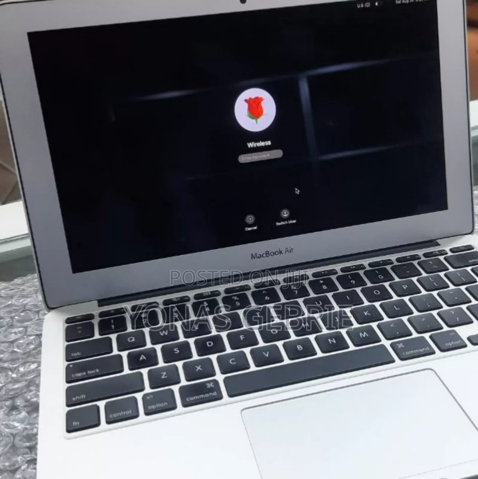 New Laptop Apple MacBook 4GB Intel Core I5 SSD 128GB