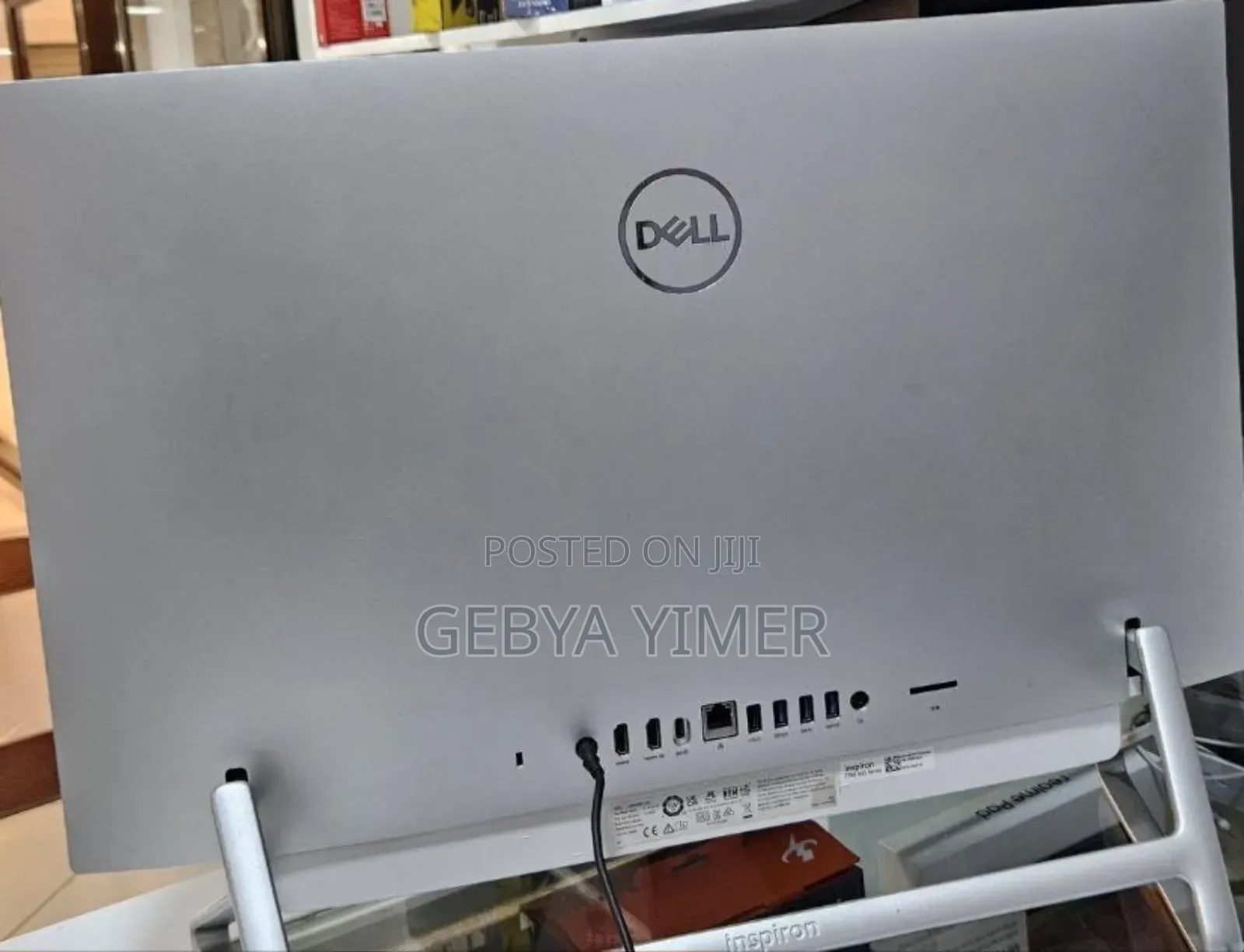 New Laptop Dell Inspiron 27 7710 12GB Intel Core I7 SSD 512GB