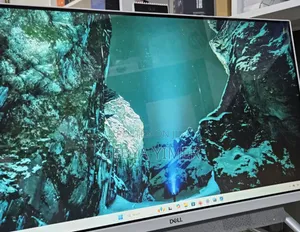 New Laptop Dell Inspiron 27 7710 12GB Intel Core I7 SSD 512GB