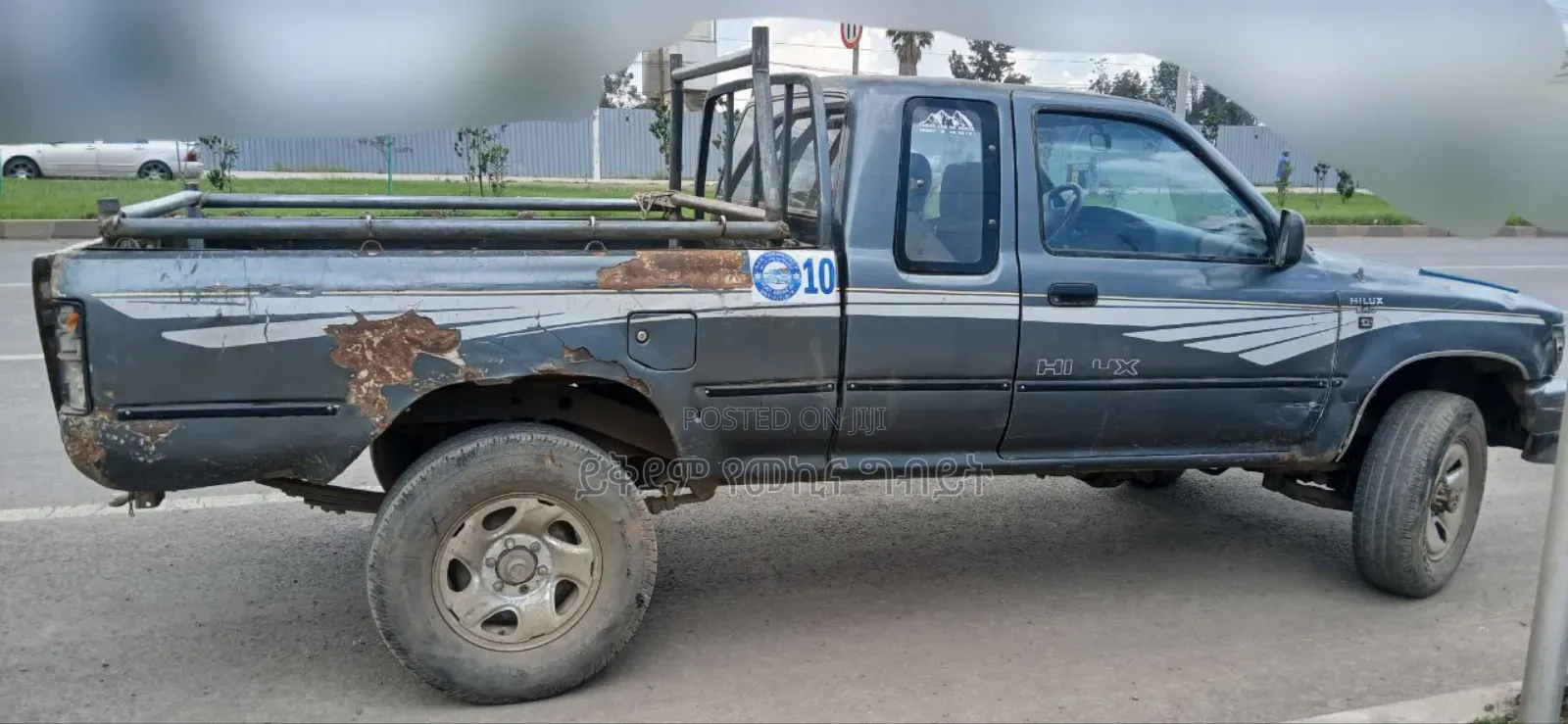 Toyota Hilux 1991 Gray