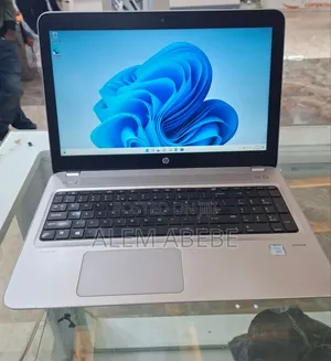 Photo - New Laptop HP ProBook 450 G4 8GB Intel Core I7 SSD 1T