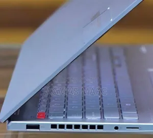 New Laptop Asus VivoBook 15 X505BA 16GB Intel Core I7 SSD 512GB