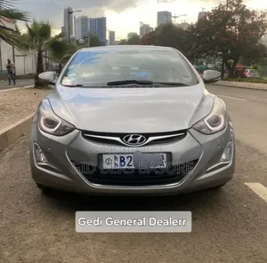 Photo - Hyundai Avante 2015 Gray