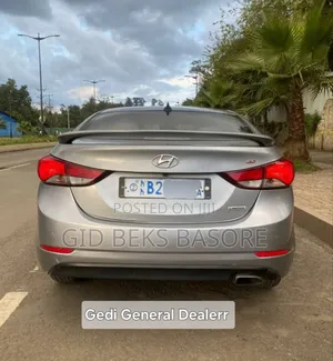 Hyundai Avante 2015 Gray