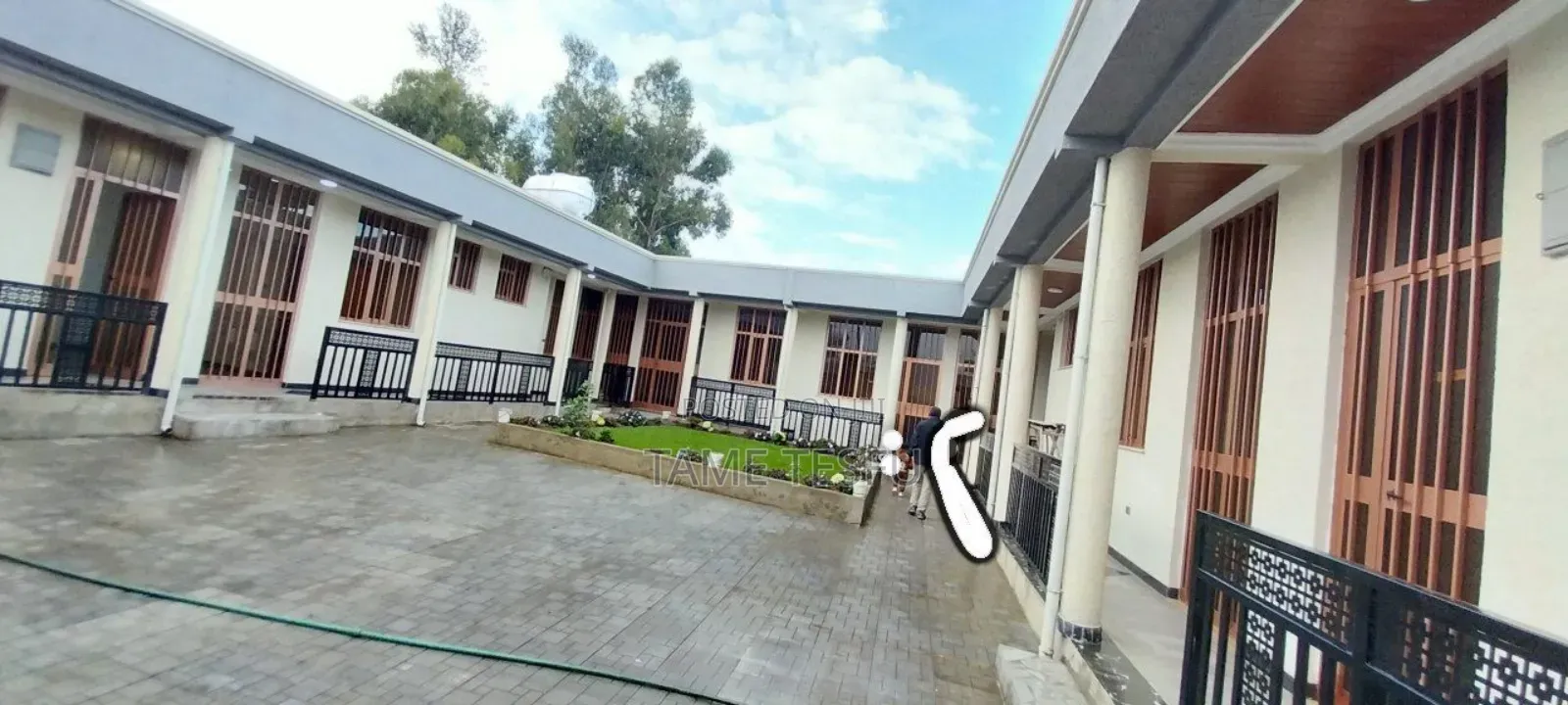 Furnished 15bdrm Villa in Ko, Yeka for rent