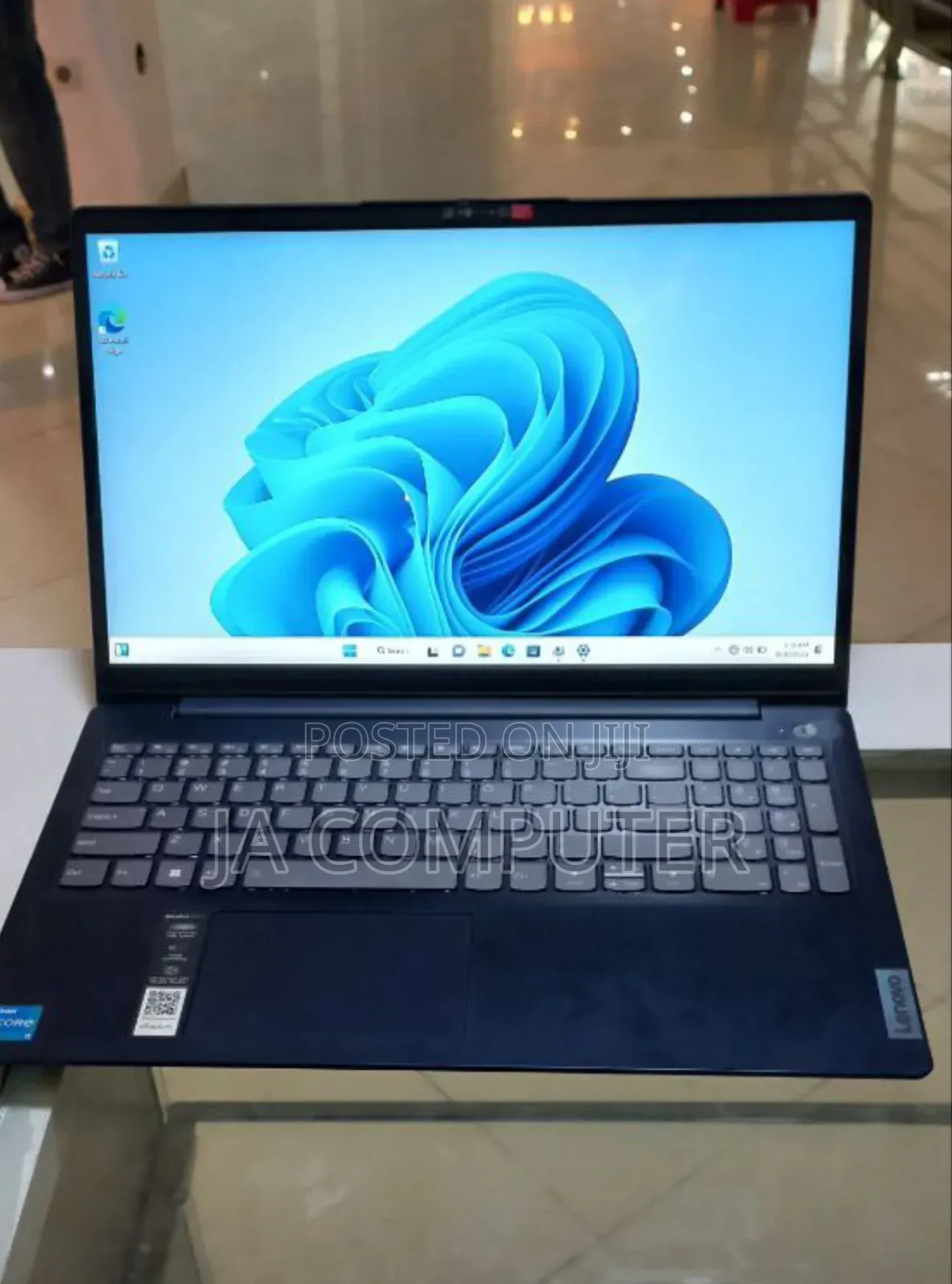 New Laptop Lenovo Ideapad 3 8GB Intel Core I3 SSD 256GB