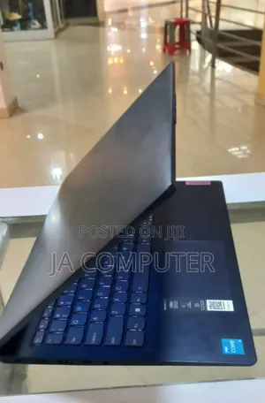 New Laptop Lenovo Ideapad 3 8GB Intel Core I3 SSD 256GB