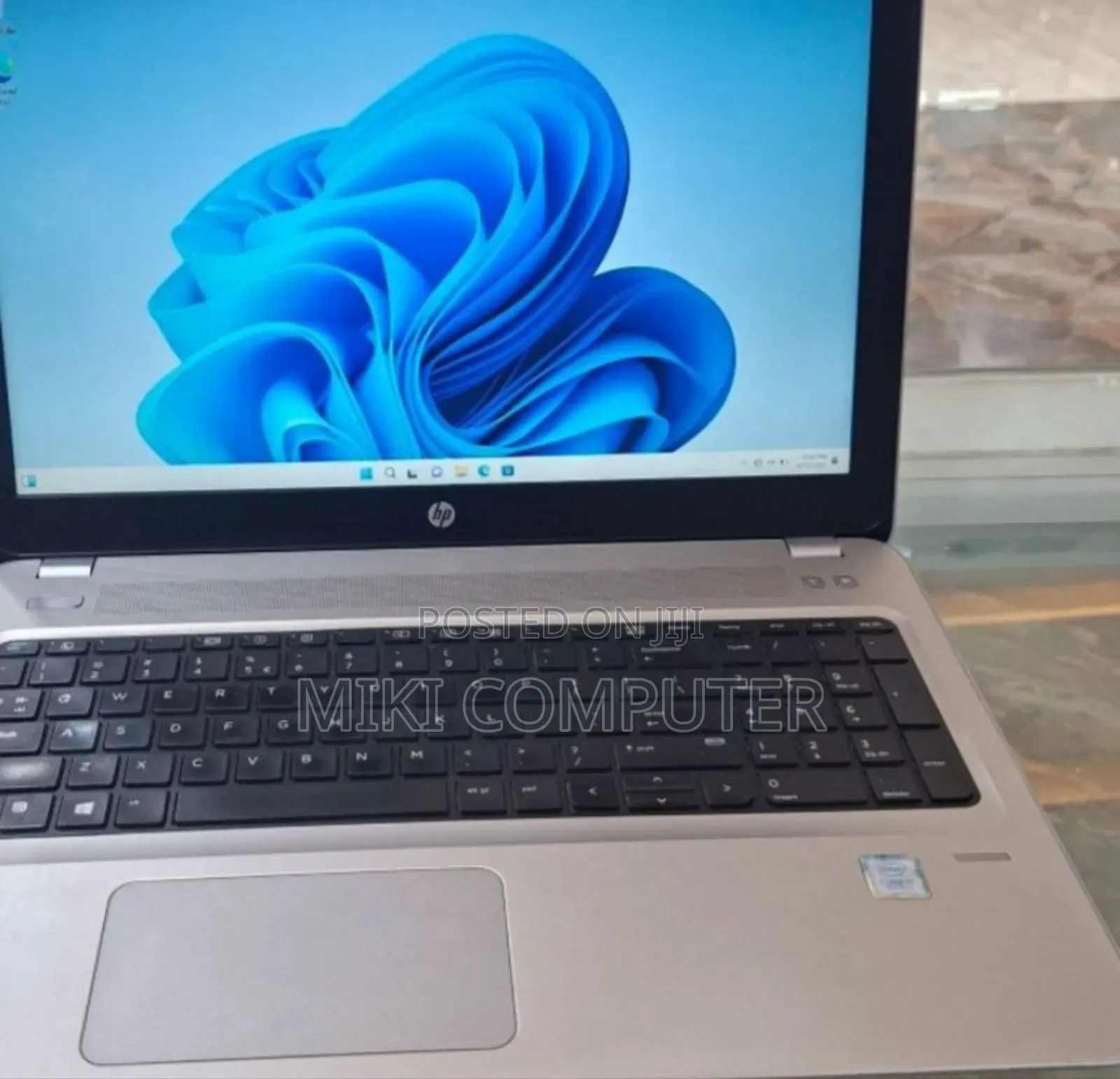 New Laptop HP 8GB Intel Core I5 HDD 1T