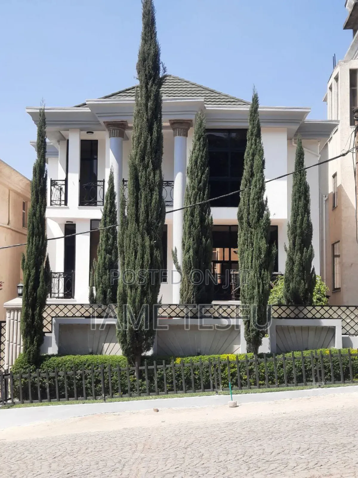 Furnished 8bdrm House in ፍጋ, Bole for sale