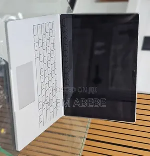 New Laptop Microsoft Surface Book 3 16GB Intel Core I7 SSD 256GB