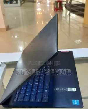 New Laptop Lenovo Ideapad 3 8GB Intel Core I3 SSD 256GB