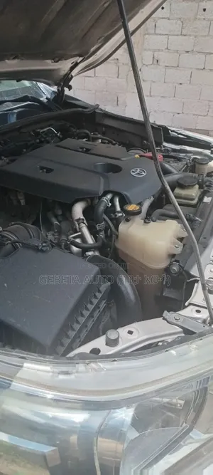 Toyota Hilux 2017 Silver