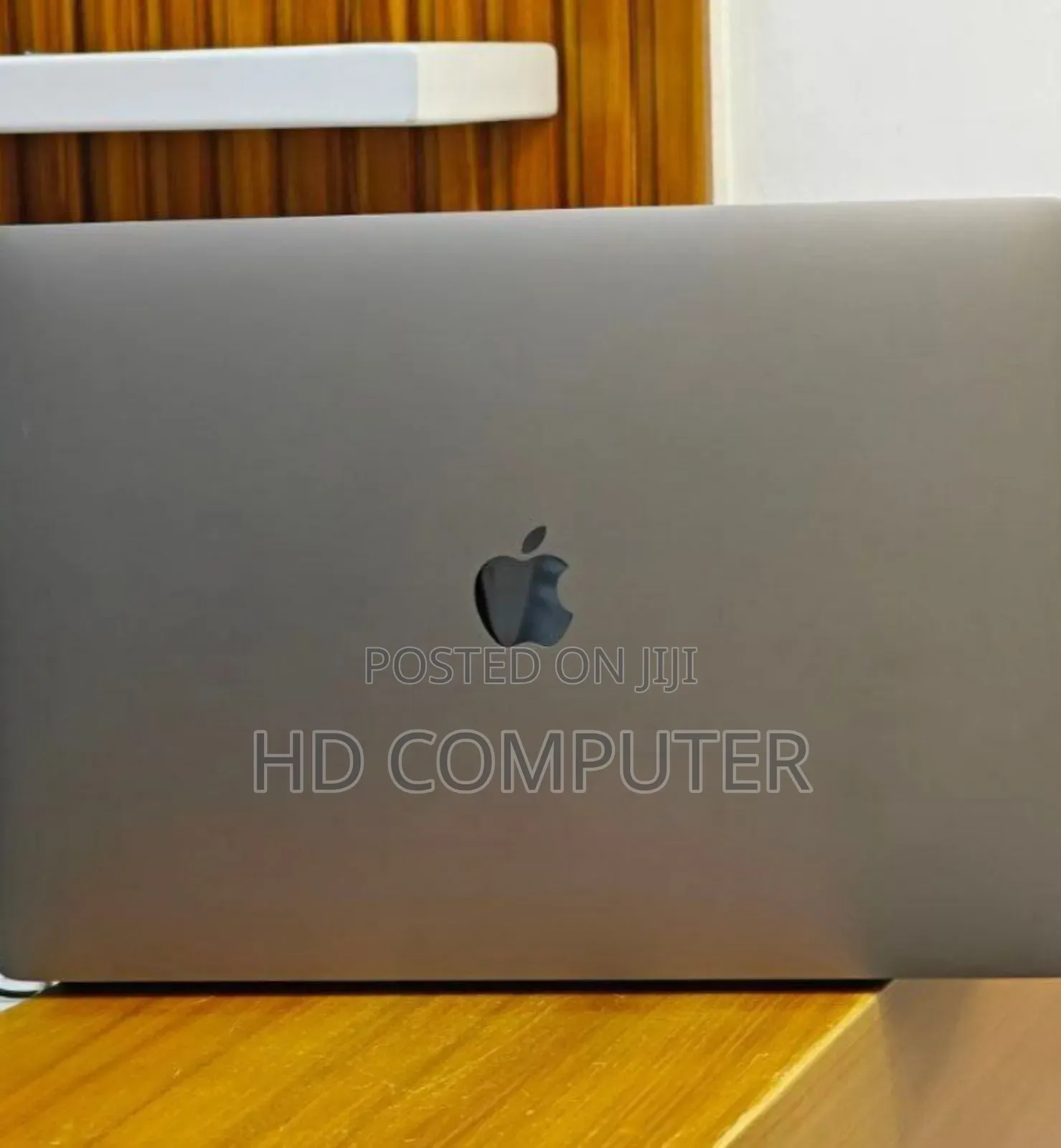 New Laptop Apple MacBook Pro 2019 32GB Intel Core I9 SSD 1T