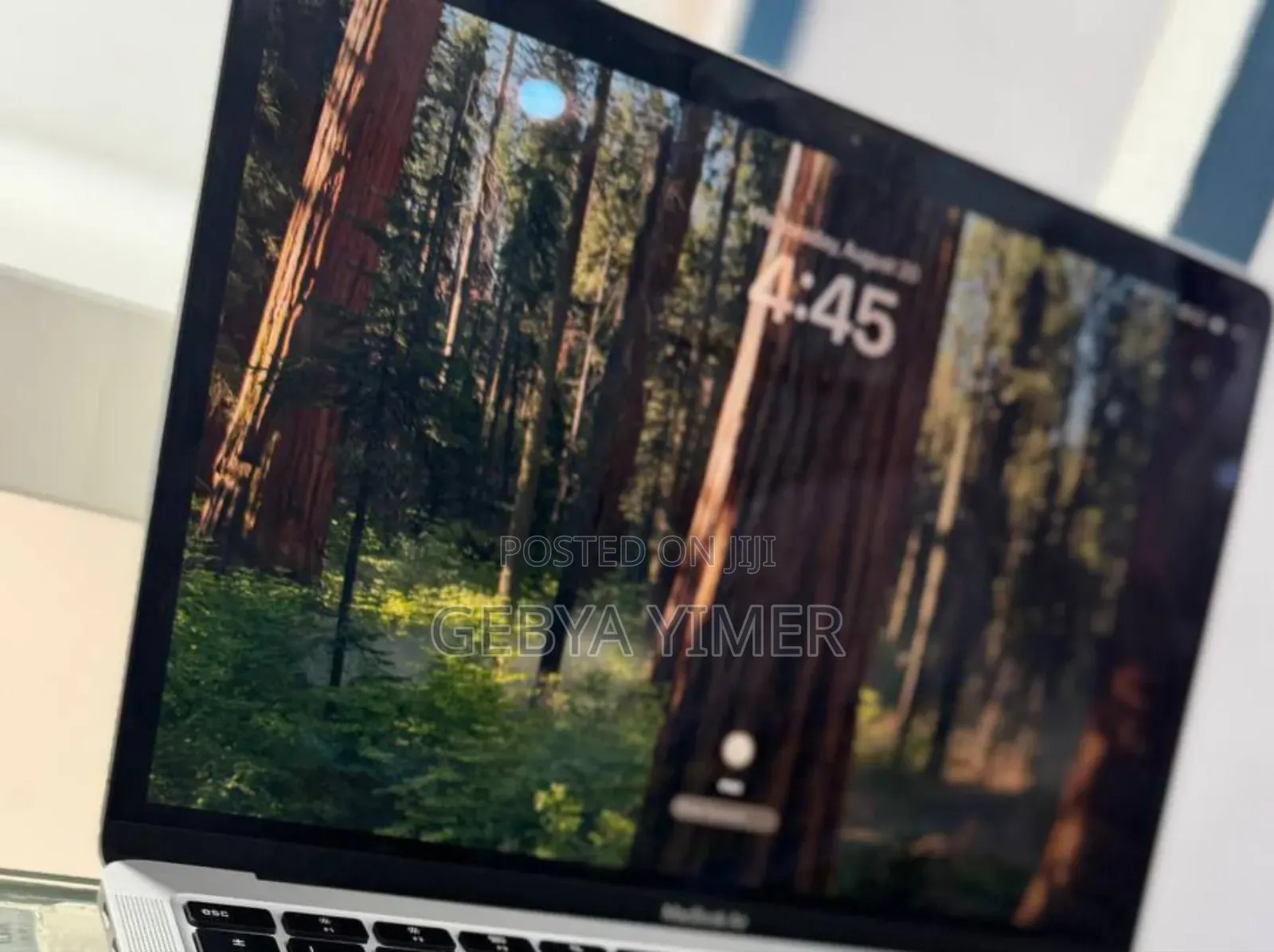 New Laptop Apple MacBook Air 2020 M1 8GB Apple M1 SSD 256GB