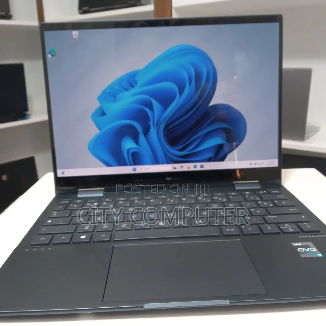 New Laptop HP Envy X360 16GB Intel Core I7 SSD 512GB