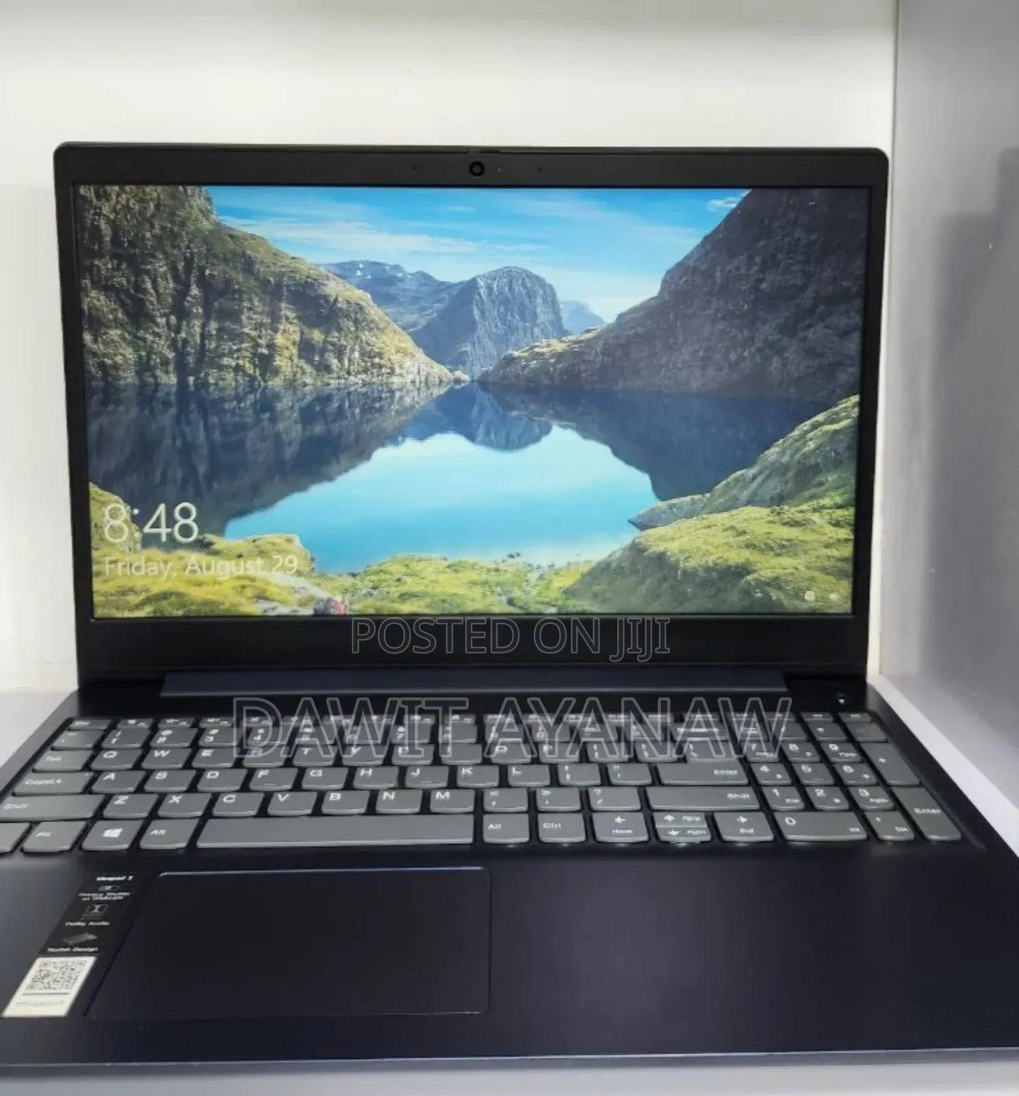 New Laptop Lenovo 8GB Intel Core i3 SSD 256GB