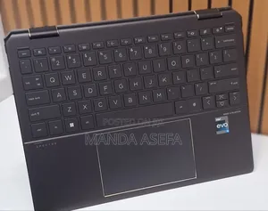 Photo - New Laptop HP Spectre 16GB Intel Core I5 SSD 1T