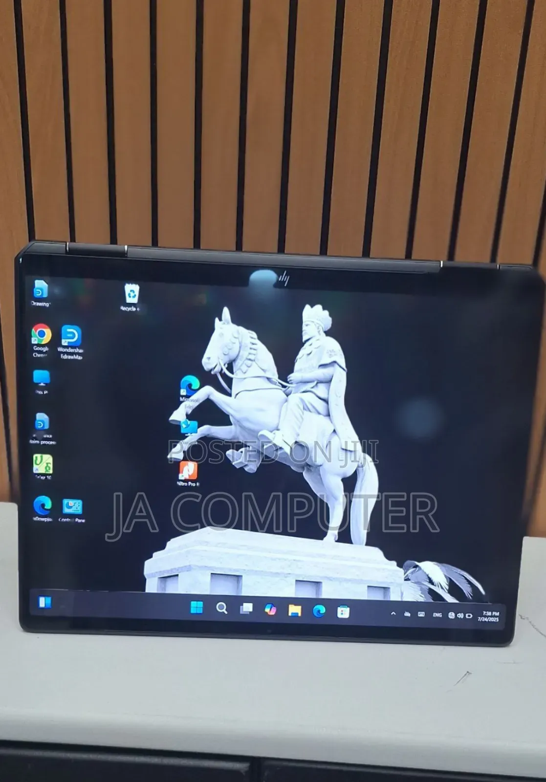 New Laptop HP Spectre X360 16GB Intel Core I5 SSD 1T