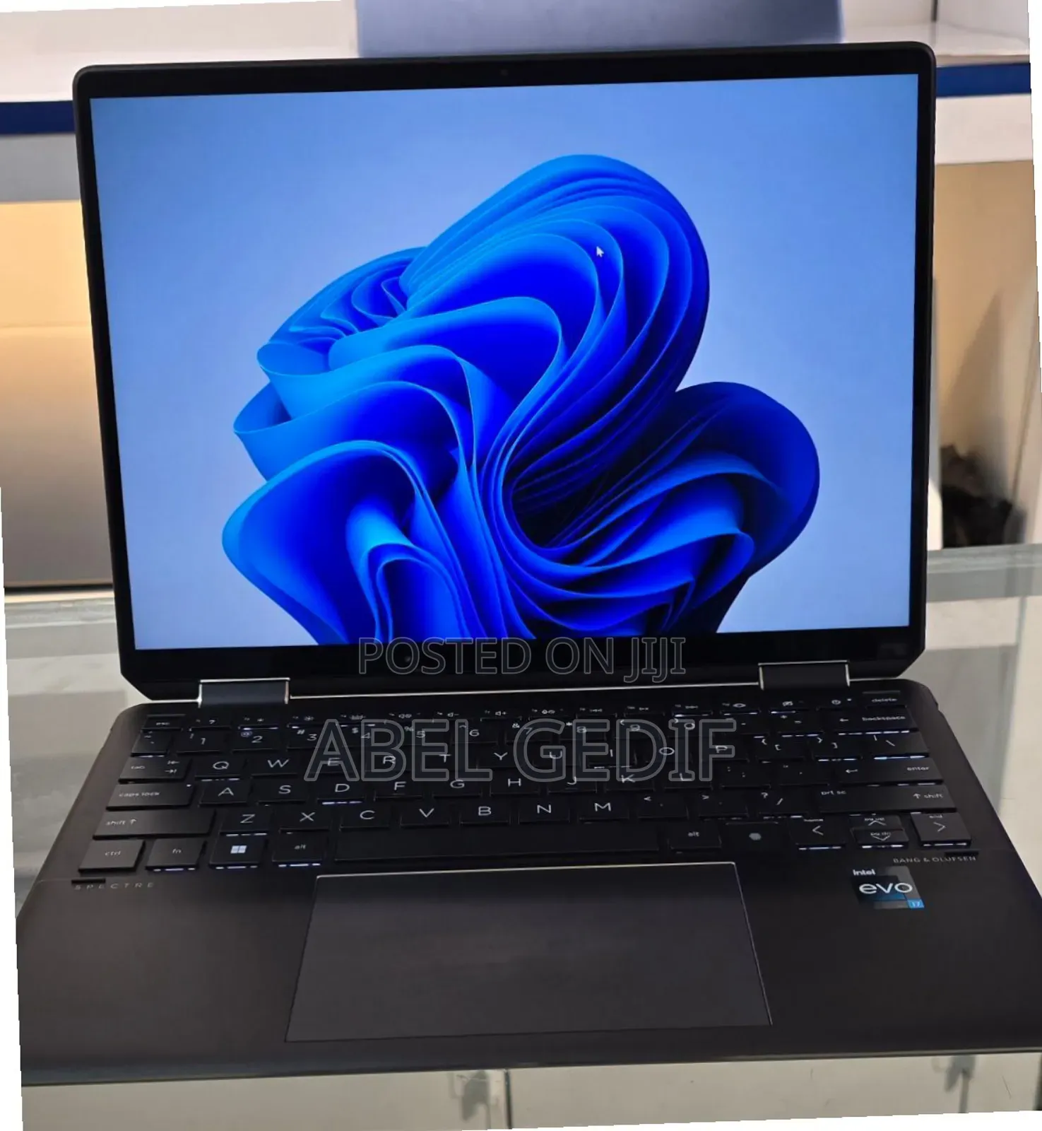 New Laptop HP Spectre 16GB Intel Core I7 SSD 1T