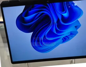 New Laptop HP Spectre 16GB Intel Core I7 SSD 1T