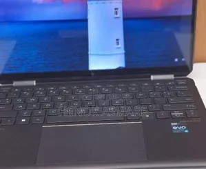 Photo - New Laptop HP Spectre 16GB Intel Core I5 SSD 1T