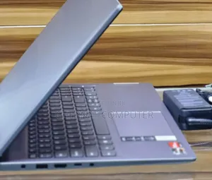 New Laptop Lenovo Ideapad 3 16GB AMD Ryzen 7 SSD 512GB