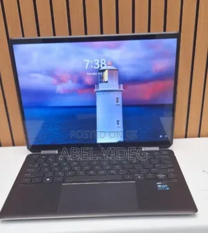 Photo - New Laptop HP Spectre 16GB Intel Core I5 SSD 1T