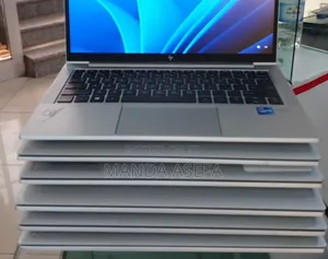 New Laptop HP EliteBook 830 G8 16GB Intel Core i5 SSD 512GB